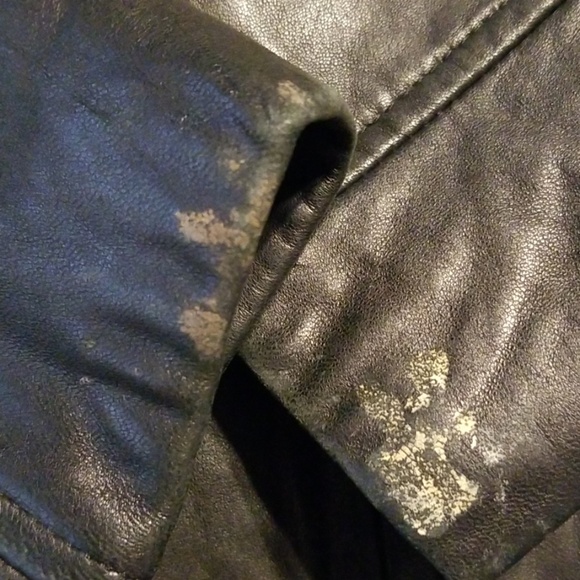 Leather jacket - Picture 6 of 6